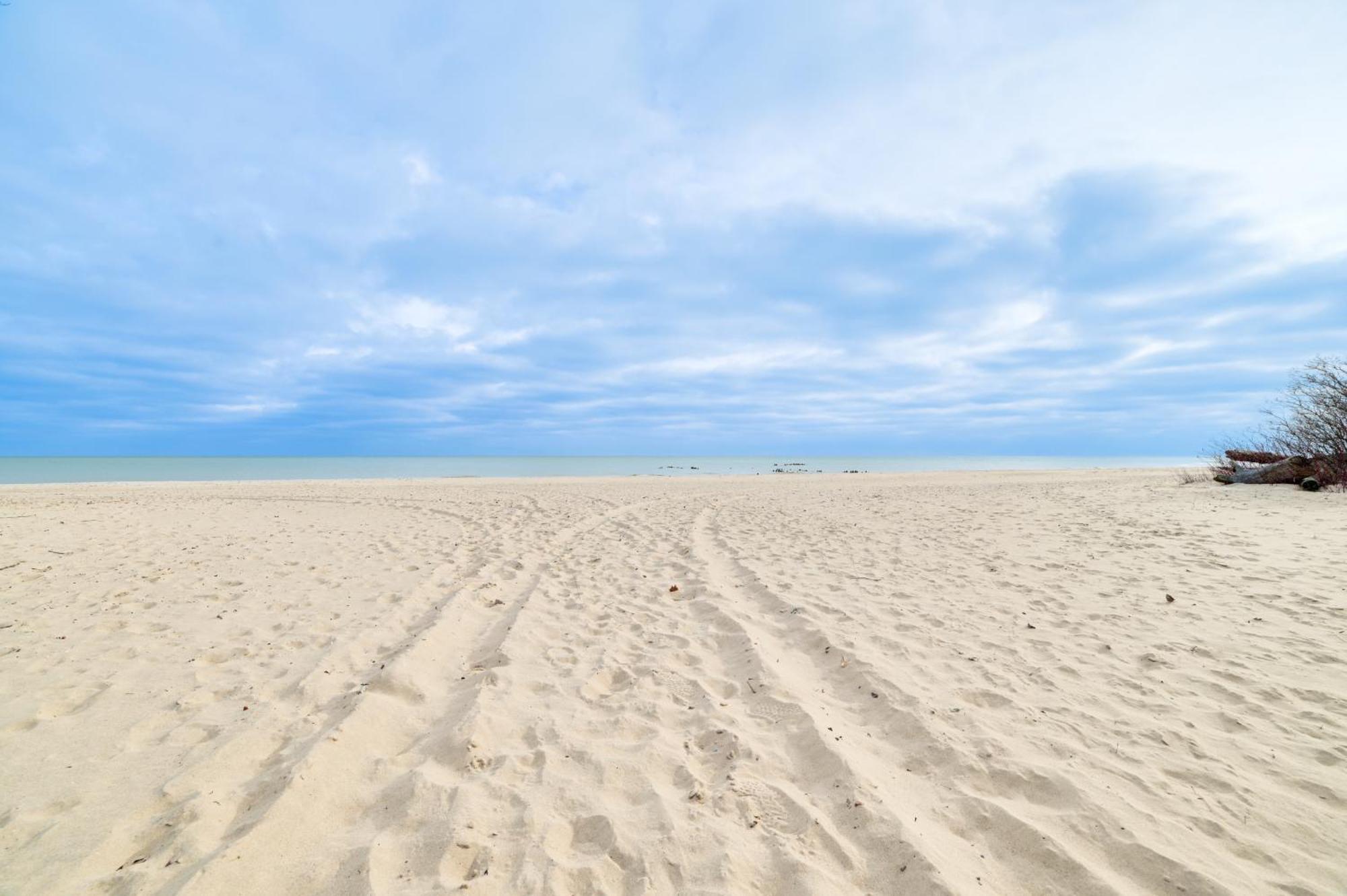 Scenic Evans Hideaway Steps To Lake Huron! Oscoda Exteriér fotografie